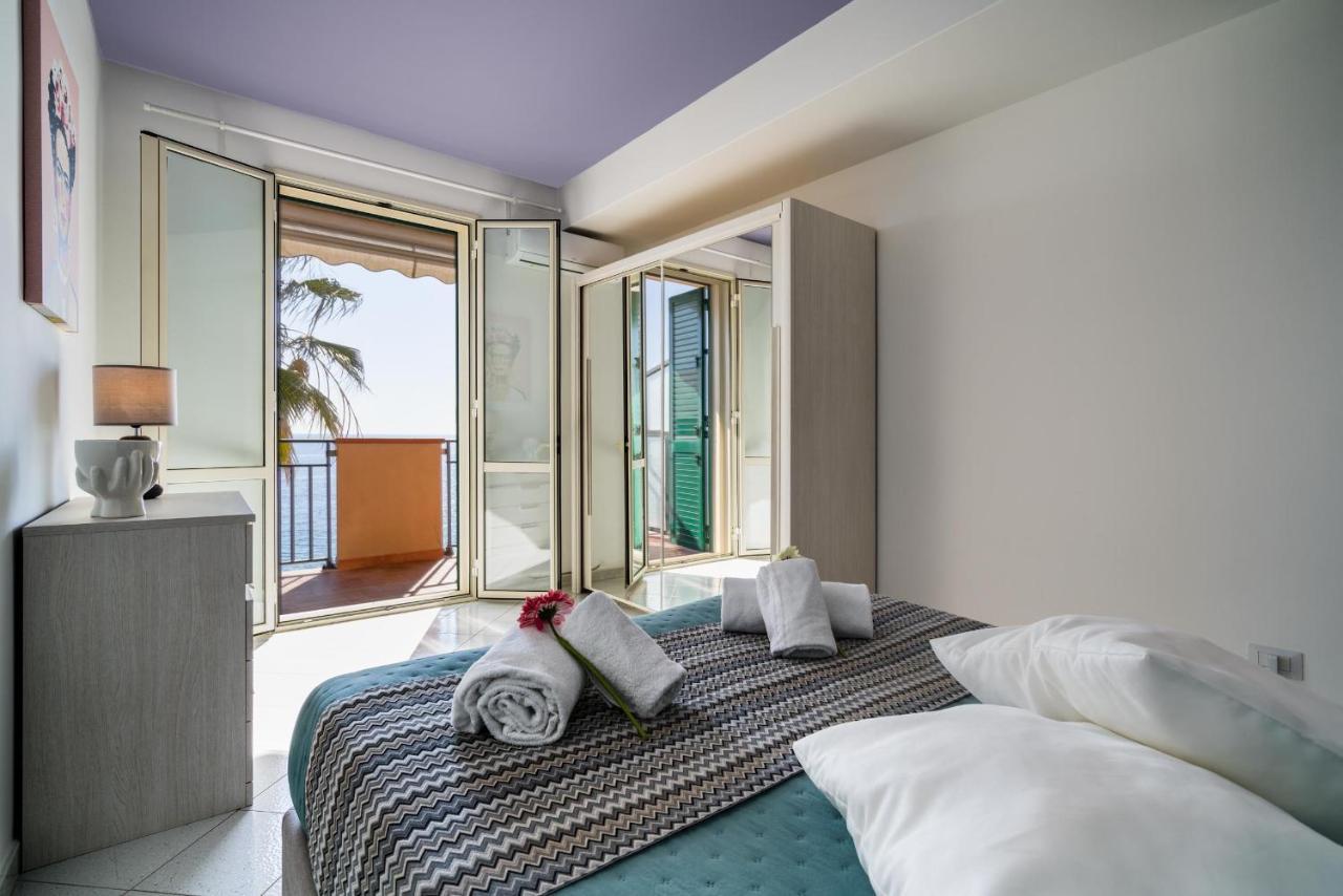 レトイアンニLoft Balcone Sul Mareアパートメント エクステリア 写真