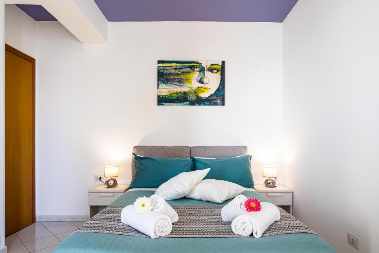 レトイアンニLoft Balcone Sul Mareアパートメント エクステリア 写真