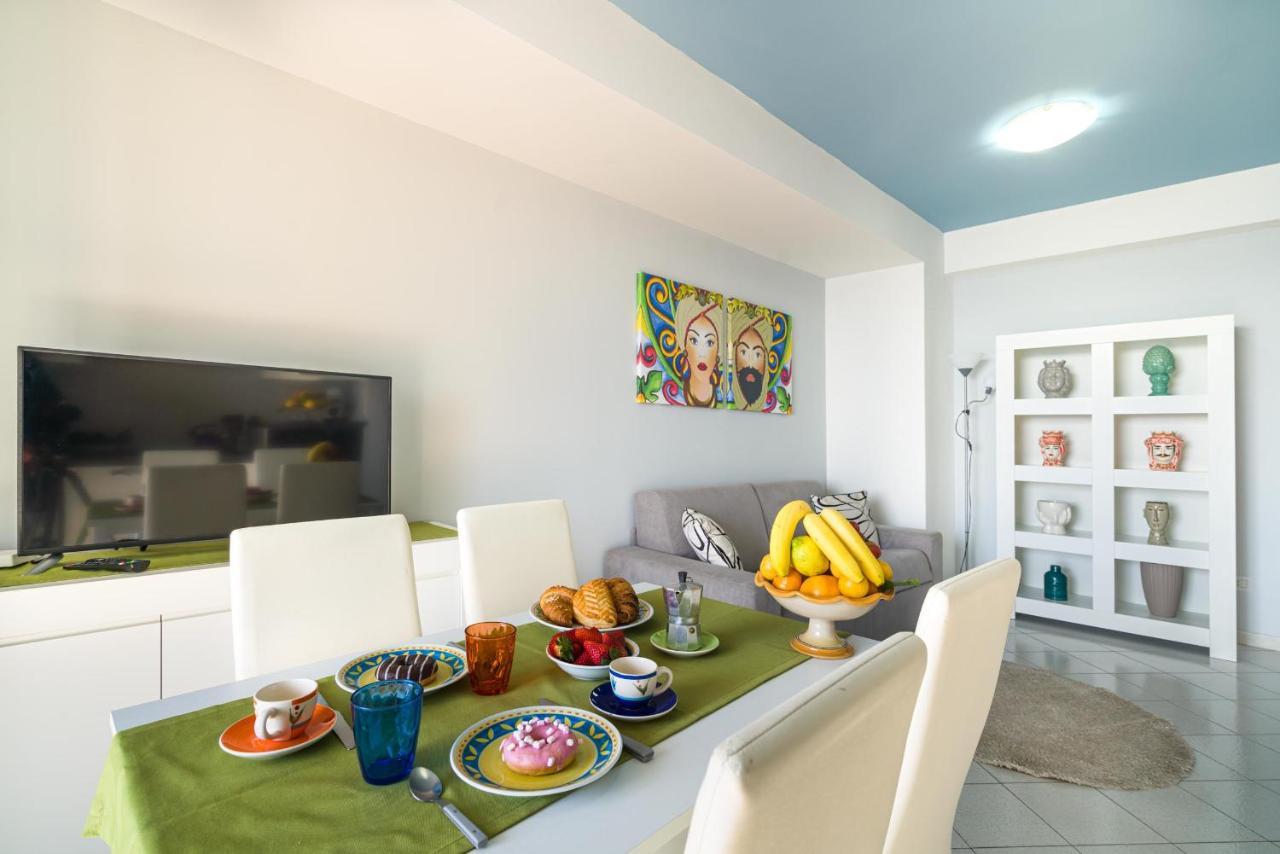 レトイアンニLoft Balcone Sul Mareアパートメント エクステリア 写真